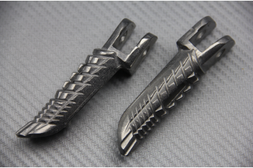 Pareja de estriberas reposapiés delanteras SUZUKI GSXR 600 / 750 2011 - 2017