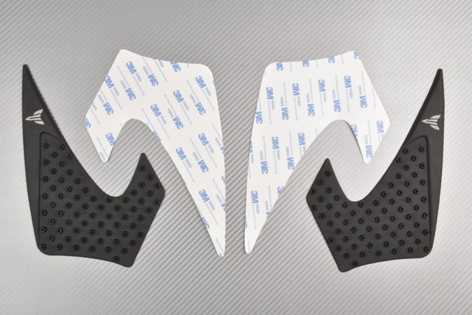 Adhesive tank side traction pads Yamaha MT07 2014 - 2017