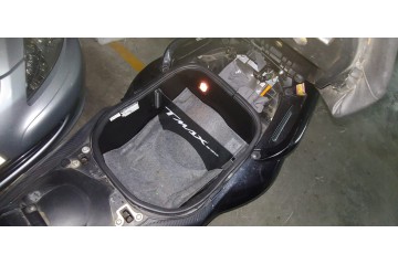 Séparateur de coffre YAMAHA TMAX 530 2012 - 2016