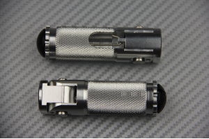 Paar klappbare Fußstützen für Rastenanlage