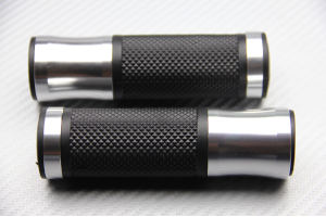 PAAR GRIFFE AUS ALUMINIUM UND GUMMI 22 / 24 MM