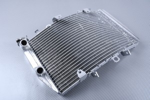Radiateur TRIUMPH SPEED TRIPLE 1050 / R 2011 - 2015
