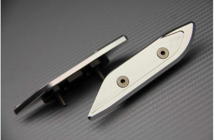 Eloxierte Spiegelabdeckung für zahlreiche  Yamaha TMAX 530 / 560 2012 - 2021