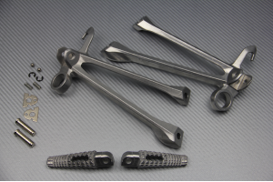 FUẞRASTENANLAGE HINTEN SUZUKI GSXR 1000 07 / 15 DOPPELAUSPUFF