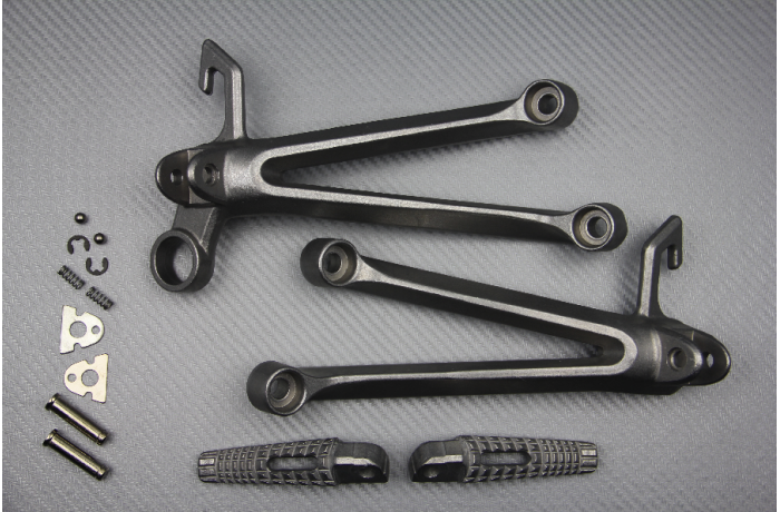 Supporto pedana posteriore SUZUKI GSXR 1000 05 / 06