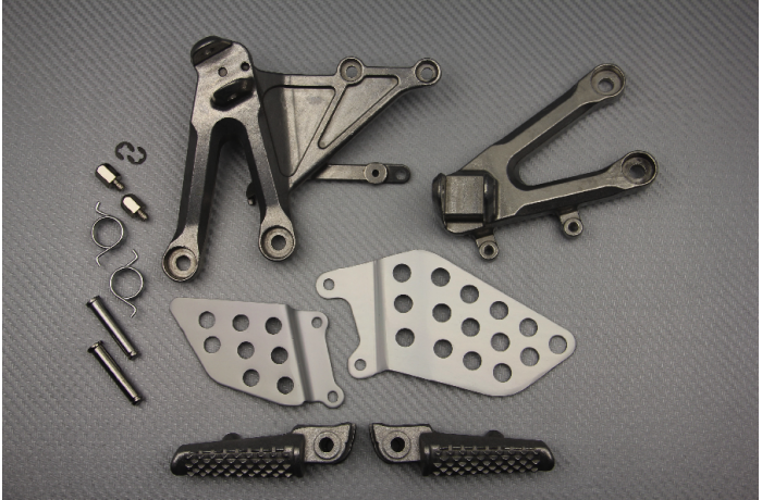 Pareja de estriberas reposapiés delanteras Honda 1000RR 04 / 07