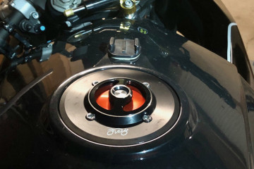 Tapón Gasolina AVDB Apertura Rápida 1/4 Vuelta KTM RC8 RC8R 2009 - 2016