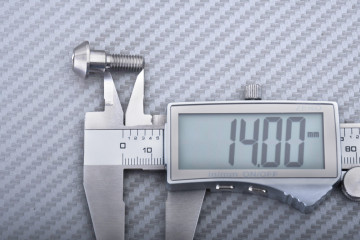 Titan Bremsscheibenschraube hinten spezifisch für YAMAHA M6 X P1.00 X 20 MM