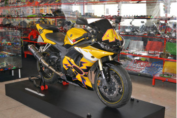 Vorderer Kotflügel YAMAHA YZF R6 1999 - 2002