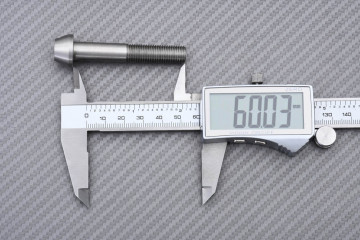 Vite per pinza freno radiale Titanio / Acciaio Inox per SUZUKI M10 X P1.25 X 60 MM