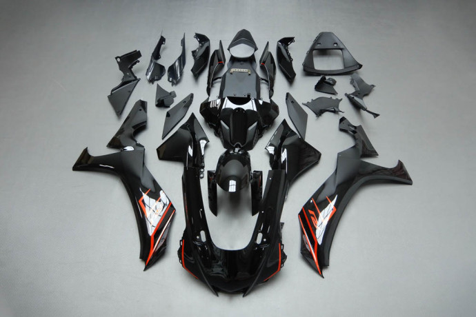 Carena completa YAMAHA YZF R1 2020 - 2023