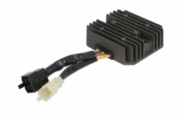 Spannungsregler /...