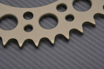 Rear Sprocket RENTHAL Ultra Light 520 SUZUKI GSXR 750 SRAD / KAWASAKI ZZR / ZXR 400 / 750 / ZX6R 1990 - 2004