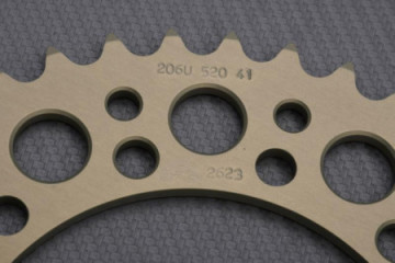 Rear Sprocket RENTHAL Ultra Light 520 SUZUKI GSXR 750 SRAD / KAWASAKI ZZR / ZXR 400 / 750 / ZX6R 1990 - 2004