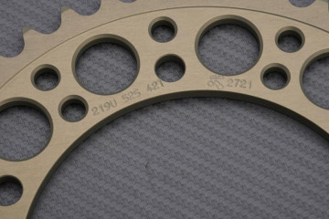 Couronne RENTHAL Ultra Light 520 YAMAHA MT03 / XTX / XTR / XTZ TENERE / SUPER TENERE 750 / XJ6 / FZR 600 / 750 1985 - 2014