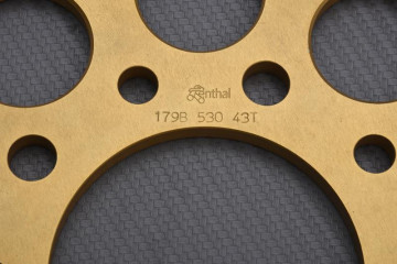 Couronne RENTHAL Light 530 HONDA AFRICA TWIN / CB 500 / 750 / 1000 / 1100 TRIUMPH Speedmaster 800 / 865 1991 - 2020