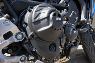 Kit de protectores para cárter YAMAHA MT09 / TRACER / XSR 900