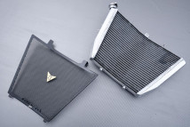 Univers Piste - Radiateur et grille